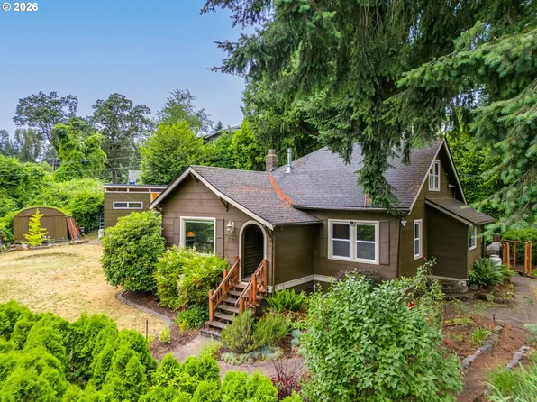 303 Linn Ave, Oregon City, OR 97045