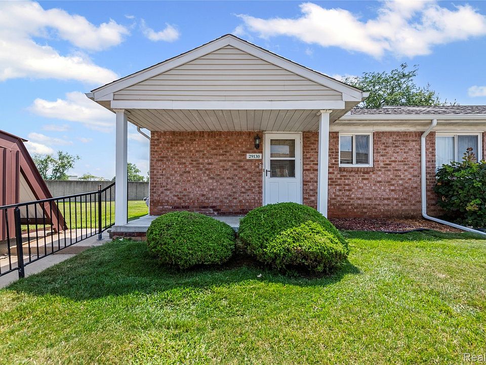 1st image of 29130 E Brittany Ct