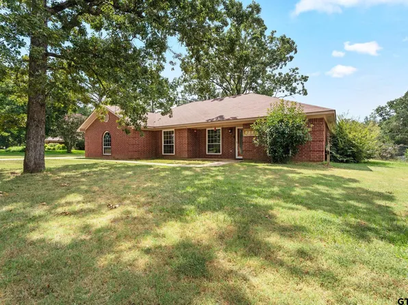 308 Windridge Rd, Palestine, TX 75801