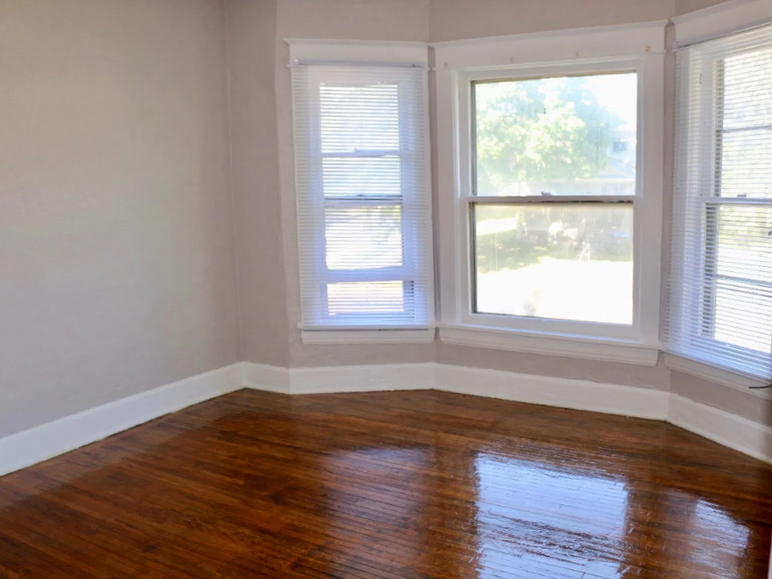 5 bed, 1793 sqft, $2,500 — Photo 3
