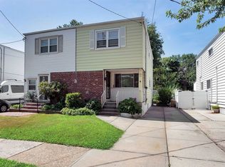 13612 64th Rd, Flushing, NY 11367