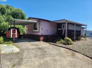 825 Shadow Ranch Ln, Roseburg, OR 97470