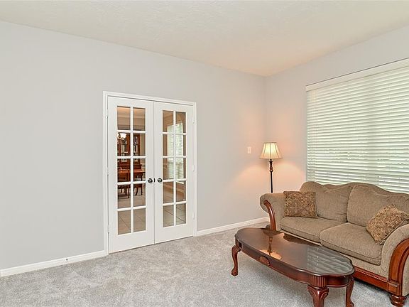 3rd image of 2107 Banister Cv