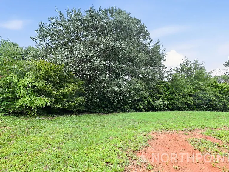 4105 Snyder Dr — Photo 18