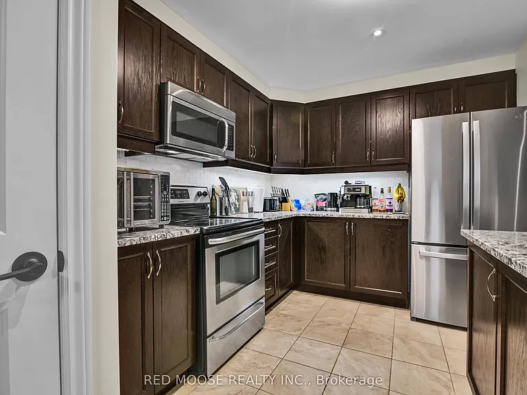 373 Sweetfern Cres — Photo 11