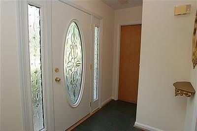 3rd image of 9428 Shadyoak Ct