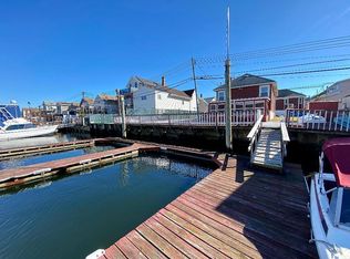 65 Bartlett Pl, Brooklyn, NY 11229