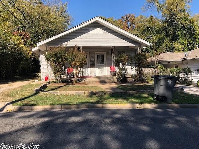 1st image of 928 Greenwood Ave