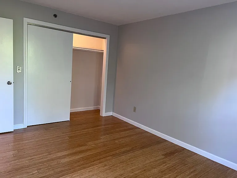 70 Edgeworth St #16 — Photo 14