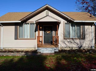 1173 E Santiam St, Stayton, OR 97383