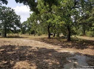 150 Sara Ln, Lytle, TX 78052