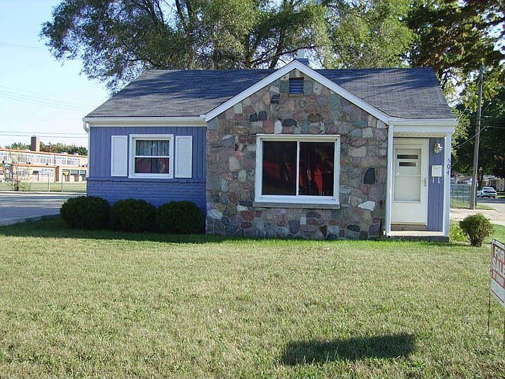 Front (12 Mile Rd)