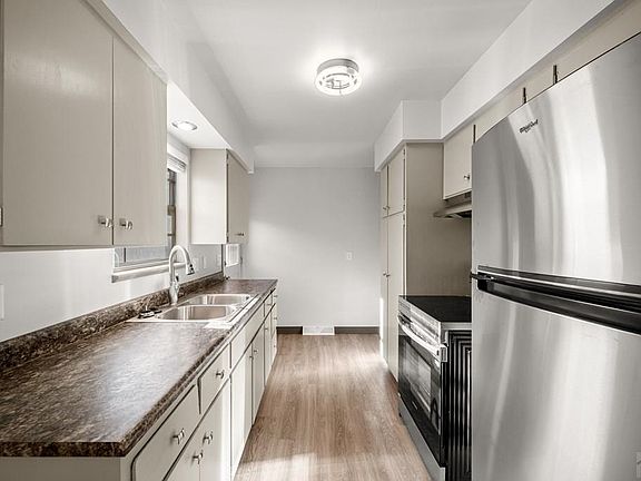 5th image of 943 Bragdon Ave