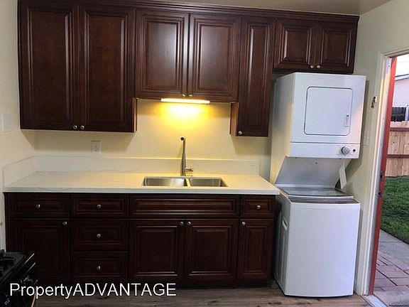 4th image of 3330 Clairemont Mesa Blvd