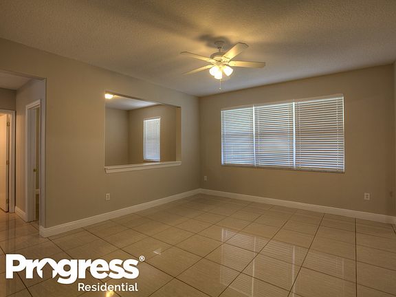 4th image of 14859 Pellicer Dr