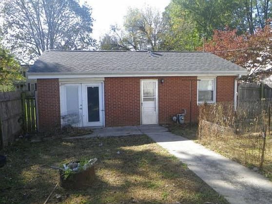 2nd image of 713 13th St