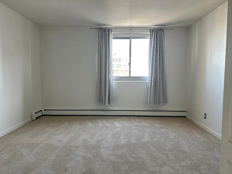 1200 Gough St #13D — Photo 3