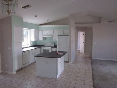 5th image of 1452 SE 14th Ter