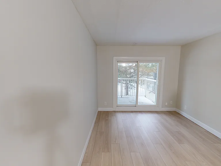348 Zephyr Ave — Photo 6