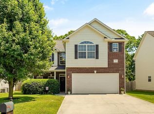 1624 Silver Oaks Ln, Lenoir City, TN 37772