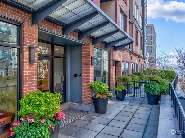 2721 1st Avenue #801, Seattle, WA 98121