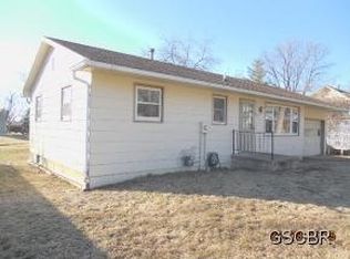 109 Pine St, Lawton, IA 51030