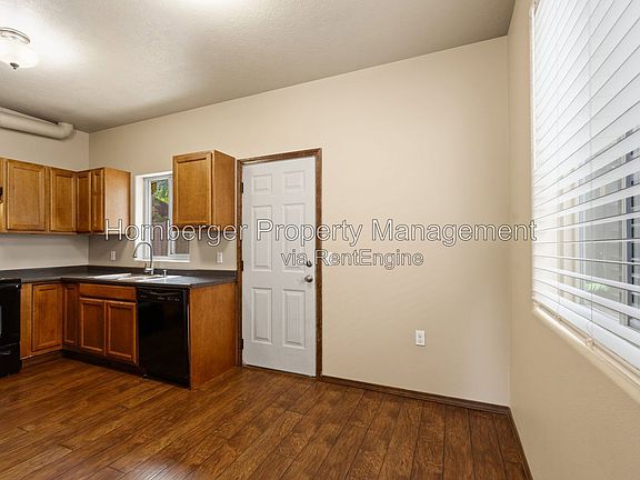 2nd image of 2021 N Post St