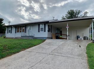 836 Vale St, Loudon, TN 37774