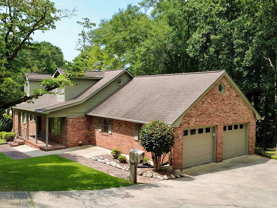 1st image of 424 Shamrock Ln