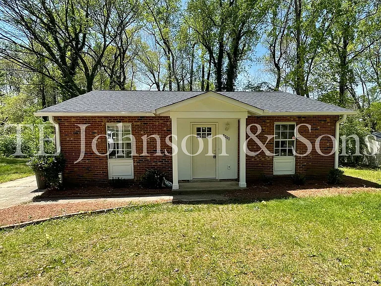 2836 Inca Ln — Photo 1