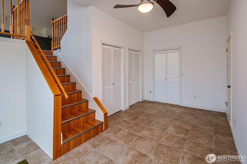3rd image of 8061 Chinook Way