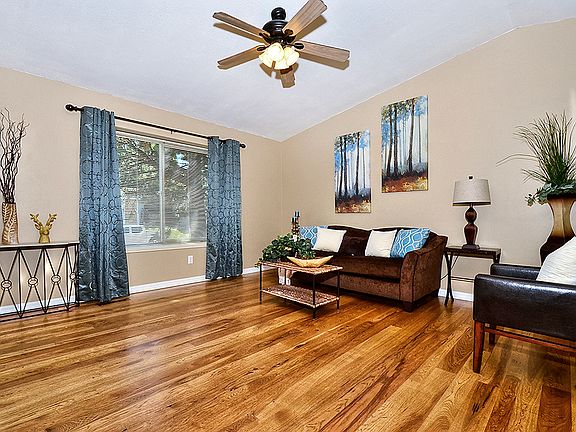  varied plank hickory hrdwd