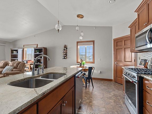 3rd image of 2362 E Plank Cir #D