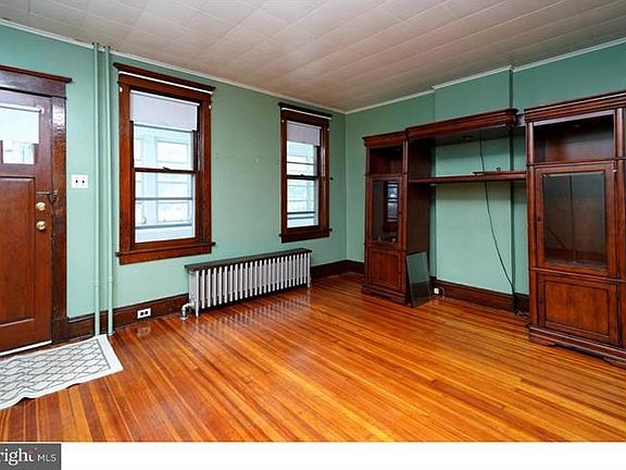 3rd image of 1642 Brunswick Ave