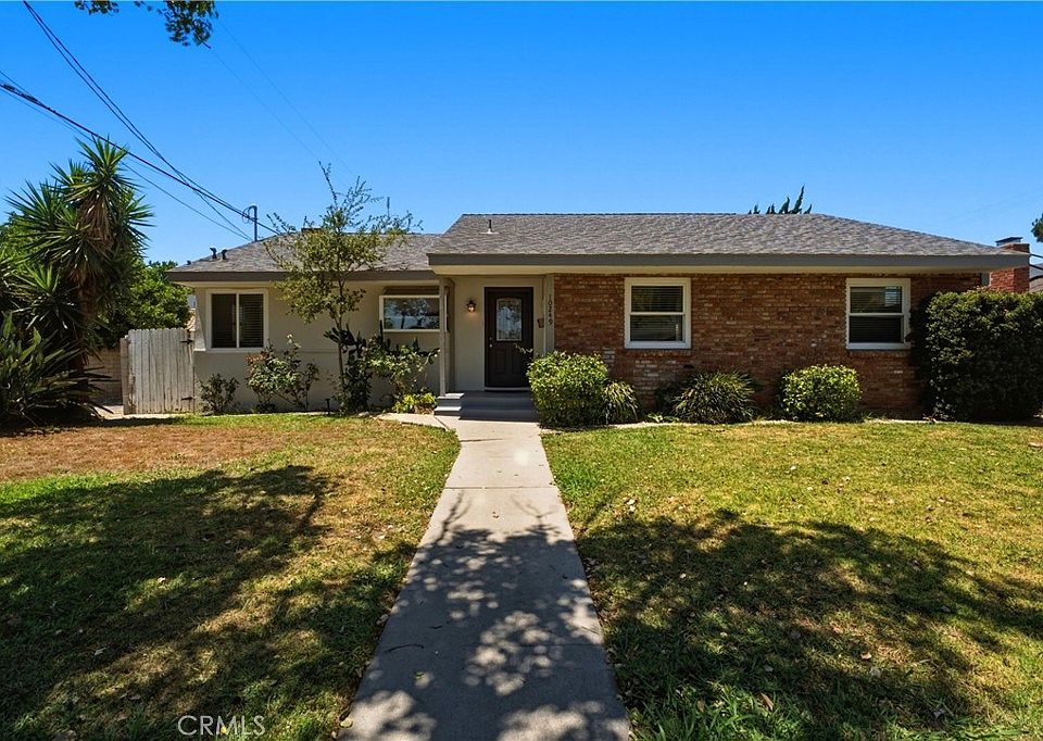 1st image of 10249 Lemona Ave
