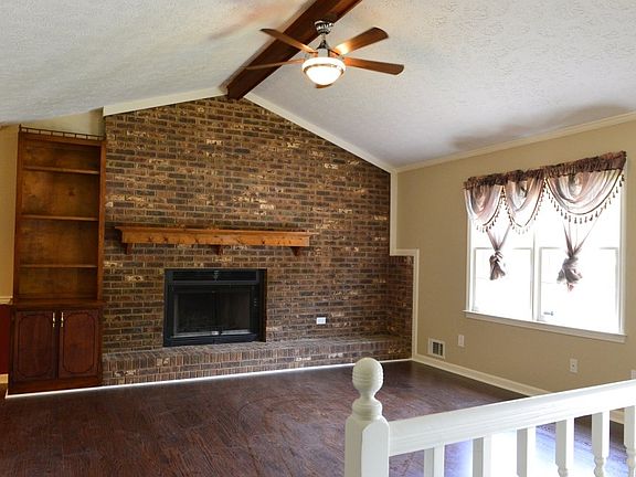 5th image of 1406 Hillside Pl SE