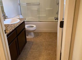 4866 Round Up Rd, Twentynine Palms, CA 92277