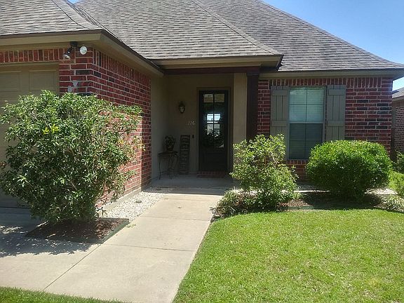 2nd image of 226 Crenshaw Dr