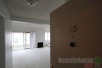 2nd image of 39 Paloma Ave APT 10