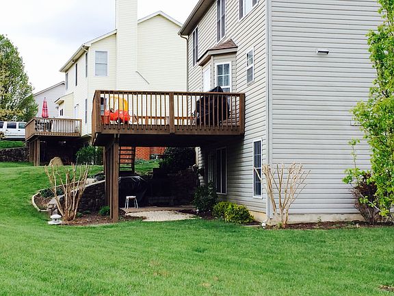 3rd image of 5935 Monet Dr
