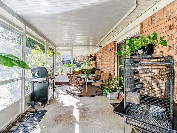 4th image of 5163 Buccaneer Cir