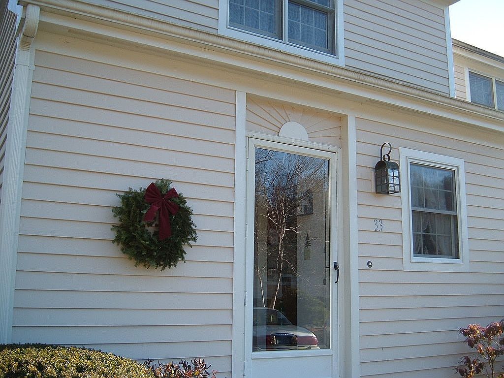 33 Cornfield Pt, Woodstock, CT 06281 Zillow