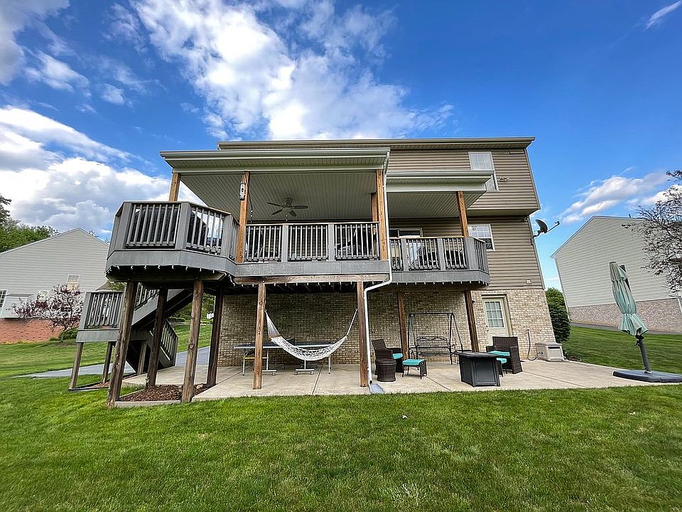 1st image of 222 Blossom Ct