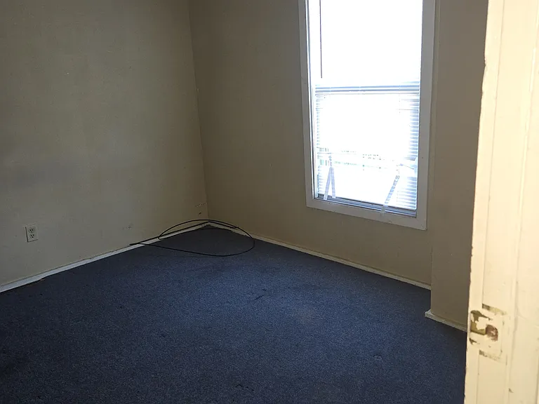 150 Forest Ave — Photo 1