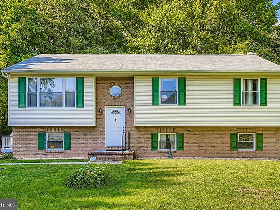 2nd image of 471 Wrights Ln