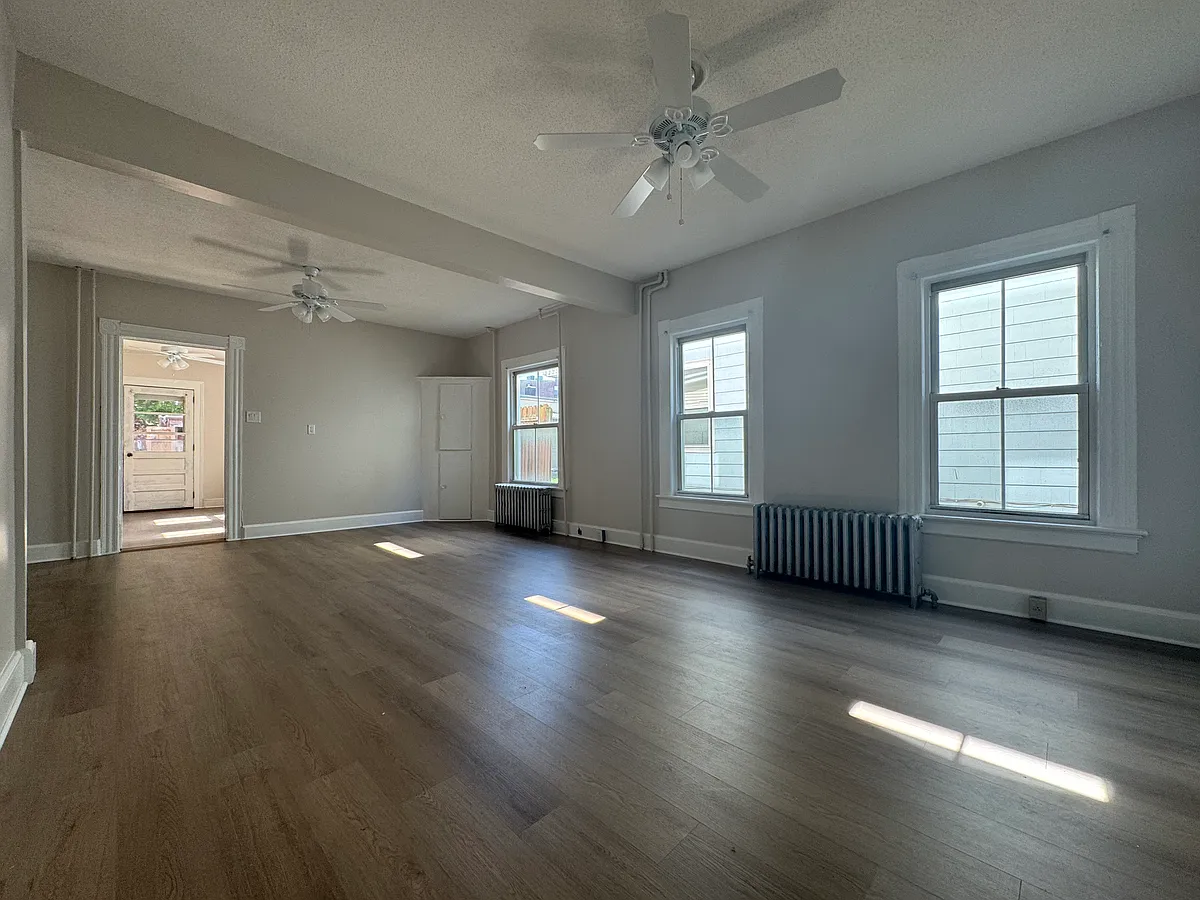Building Photo - 57 Ferry St #1A