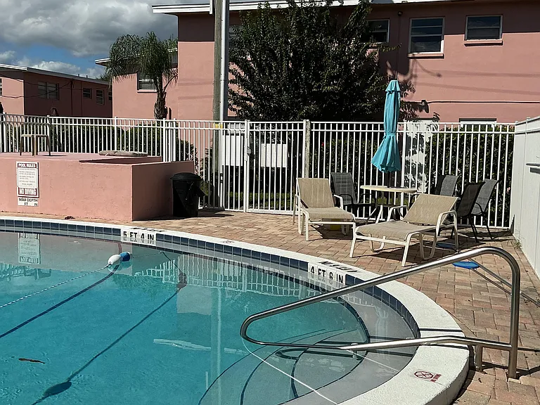 420 Monroe Ave #D202 — Photo 25