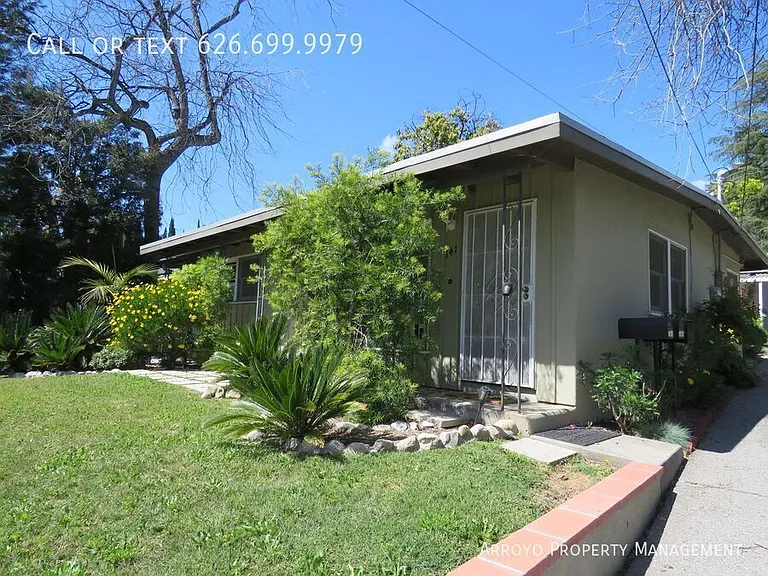741 E Poppyfields Dr — Photo 2