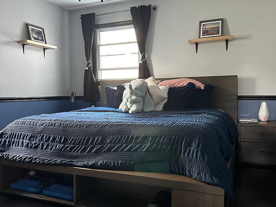 2nd image of 70 Russell Rd Unit 2