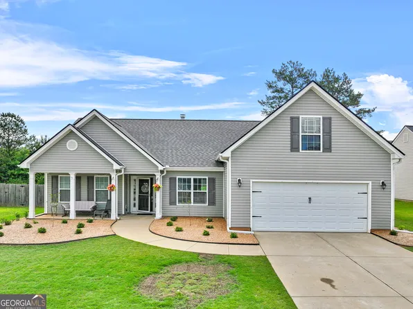 1804 Maxey Ln, Winder, GA 30680